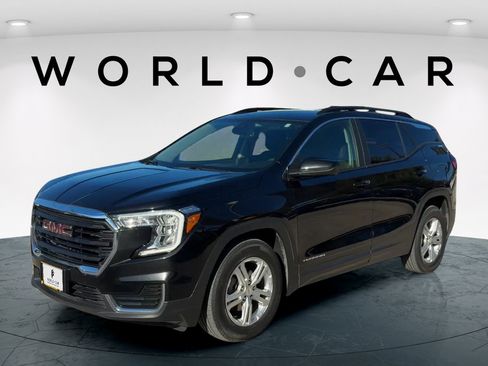Used 2022 GMC Terrain SLE w/ Driver Convenience Package FWD image 7