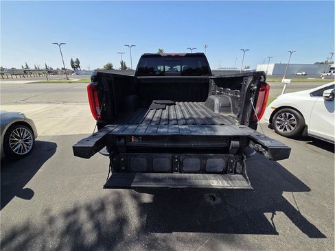 Used 2020 GMC Sierra 1500 AT4 w/ AT4 Premium Package AWD/4WD image 10