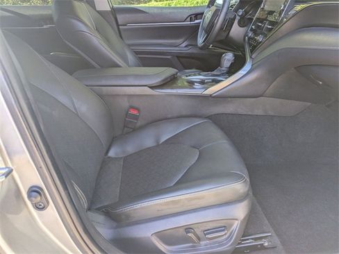 Used 2022 Toyota Camry XSE w/ Carpet Mat Package (TMS) image 29