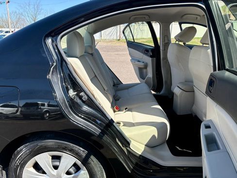 Used 2013 Subaru Impreza 2.0i image 21