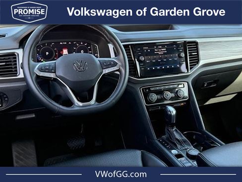 Certified 2022 Volkswagen Atlas Cross Sport SE AWD/4WD image 25