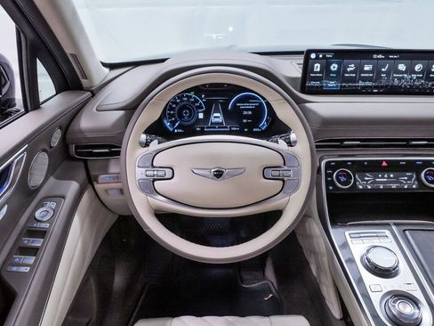 Certified 2024 Genesis GV80 3.5T w/ Prestige Package image 20