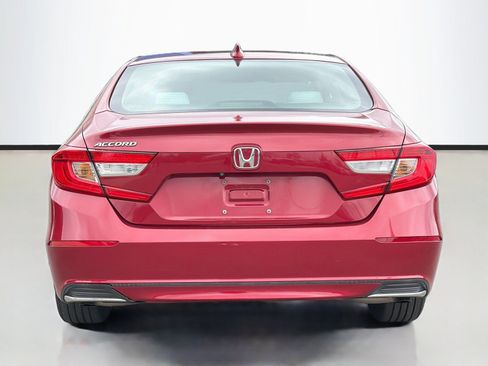 Used 2018 Honda Accord LX image 6