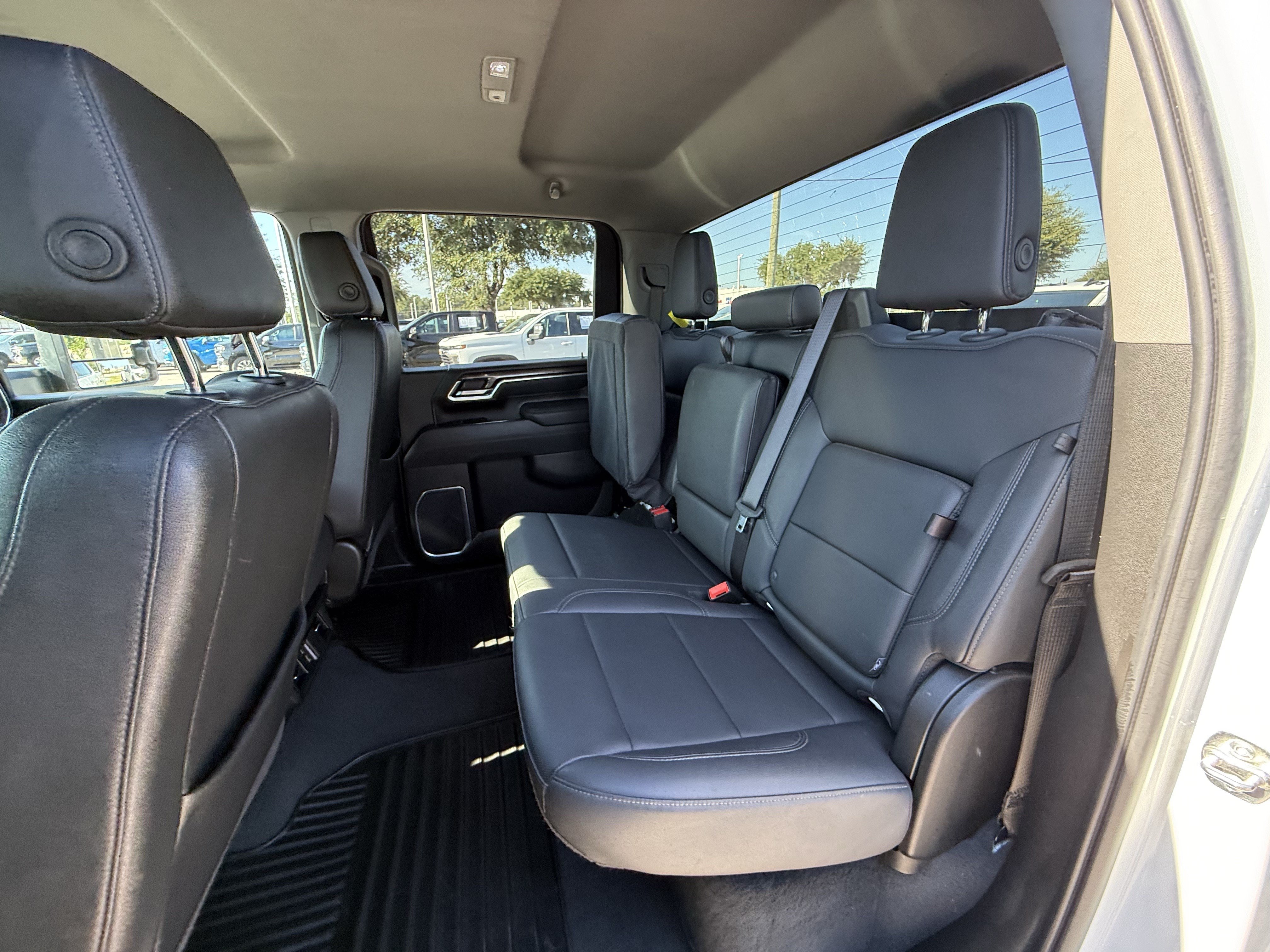 Used 2026 Chevrolet Silverado 2500 LTZ AWD/4WD image 28