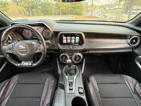 Used 2018 Chevrolet Camaro SS image 22