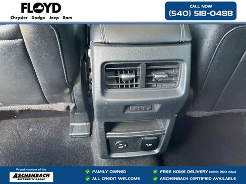 Used 2022 Ford Edge Titanium w/ Equipment Group 301A AWD/4WD image 24