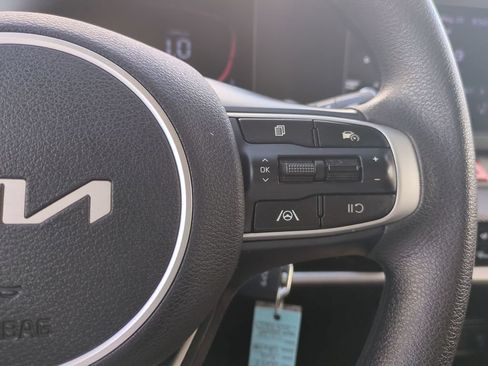 Used 2023 Kia Sportage LX FWD image 30