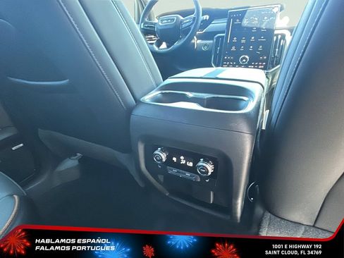 New 2026 GMC Acadia AT4 w/ Luxury Package AWD/4WD image 27