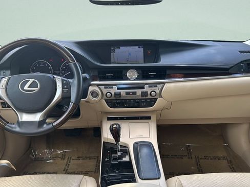 Used 2015 Lexus ES 350 w/ Luxury Package FWD image 21