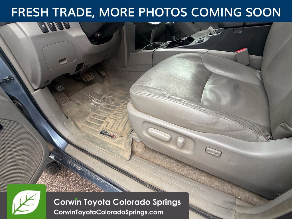 Used 2005 Toyota 4Runner Limited AWD/4WD image 11