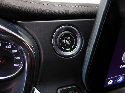 Used 2024 Chevrolet Blazer LT image 40