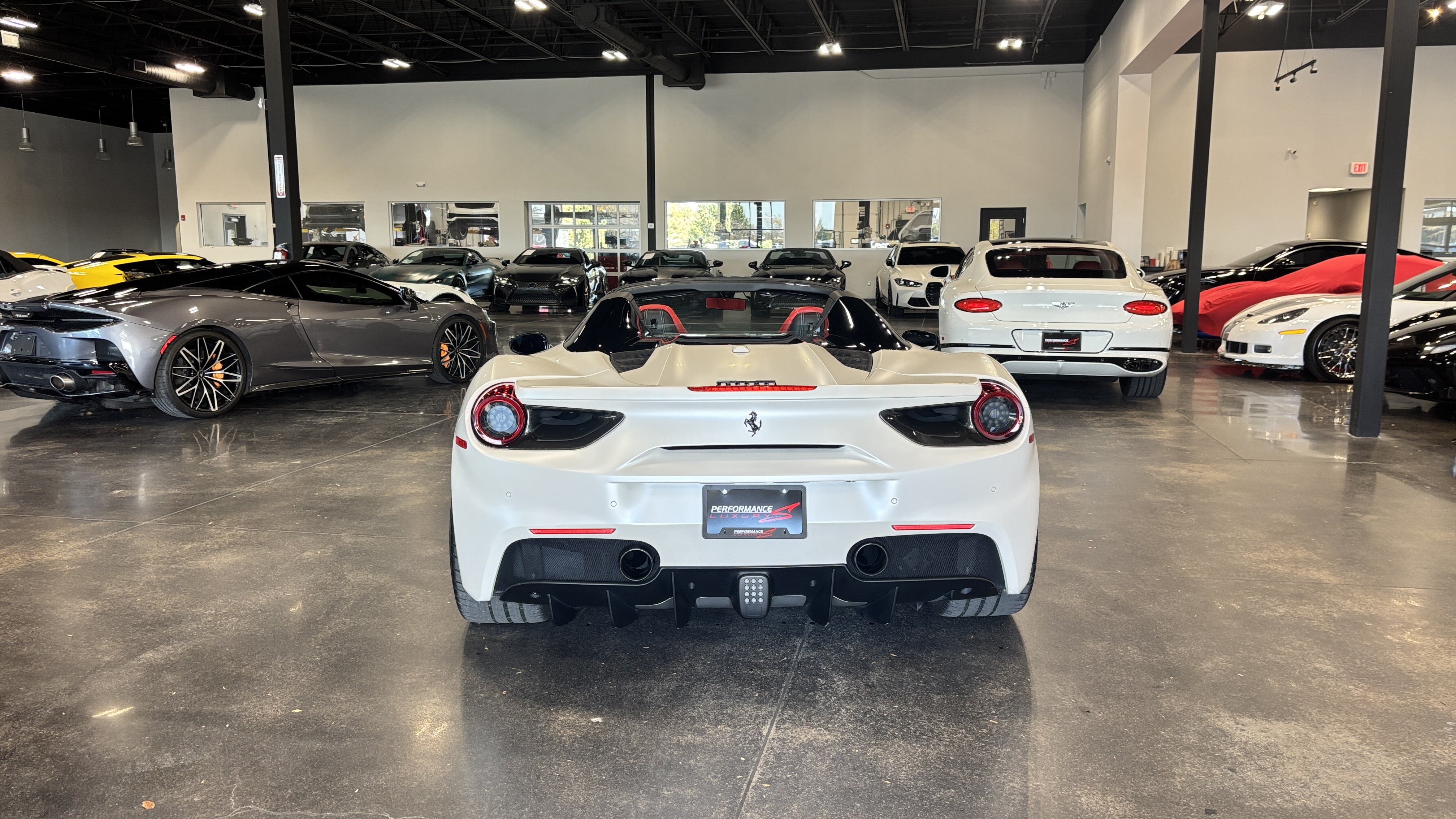 Used 2018 Ferrari 488 Spider RWD image 4