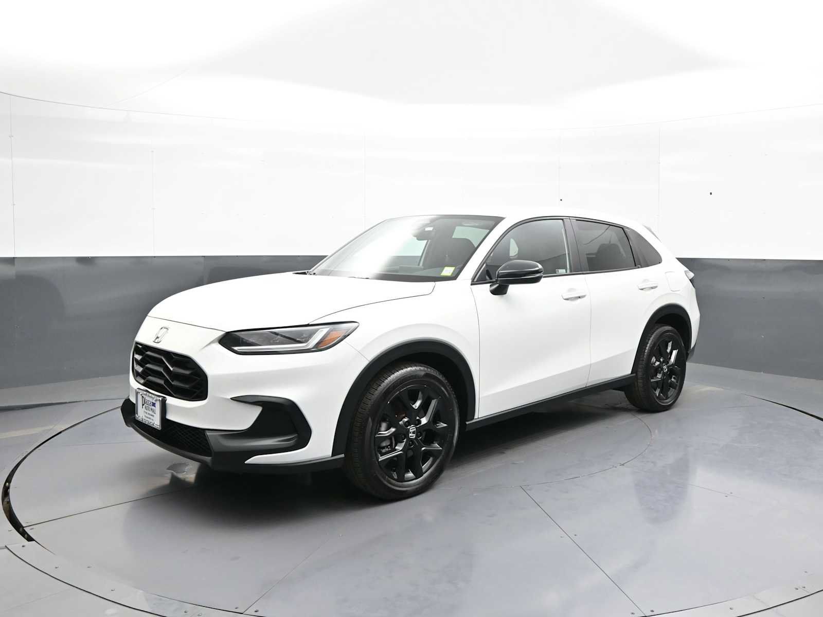 Certified 2024 Honda HR-V Sport image 9