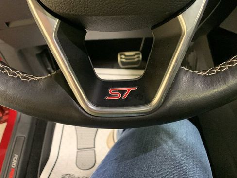 Certified 2019 Ford Edge ST w/ Convenience Package AWD/4WD image 38