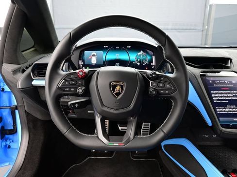 Used 2026 Lamborghini Temerario AWD/4WD image 8