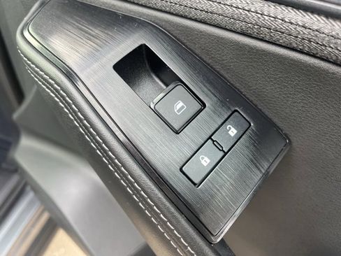 Used 2023 Nissan Rogue SV image 57