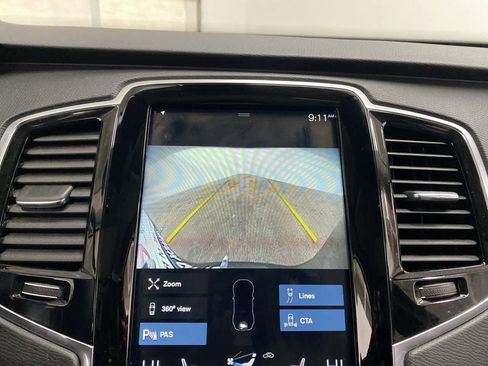 Used 2022 Volvo XC90 T5 Momentum image 27