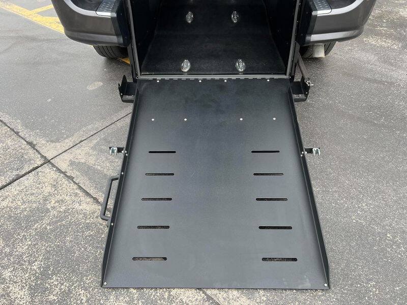 Used 2017 Dodge Grand Caravan SE FWD image 47