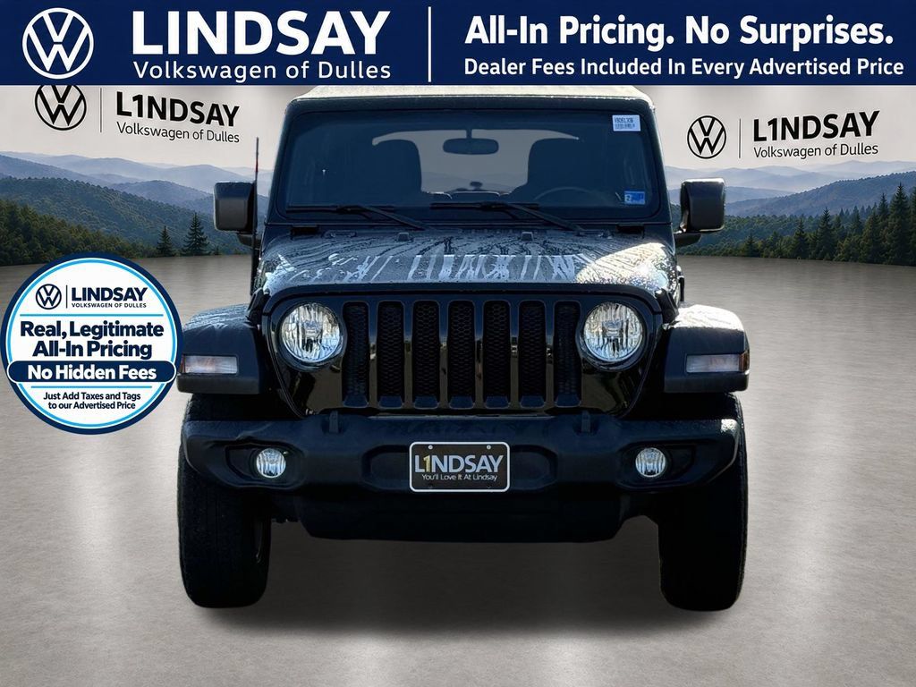 Used 2018 Jeep Wrangler Unlimited Sport S AWD/4WD image 3