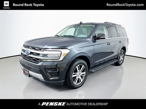 Used 2024 Ford Expedition XLT image 1