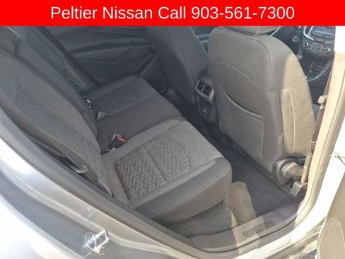 Used 2024 Chevrolet Equinox LT AWD/4WD image 16