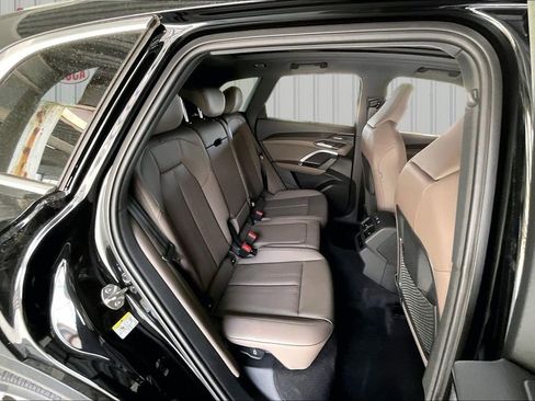 New 2025 Audi Q5 Premium Plus AWD/4WD image 10