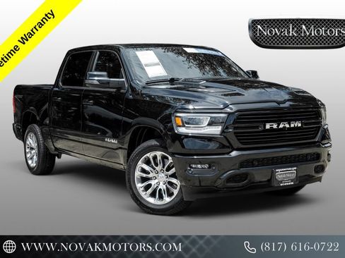Used 2023 RAM 1500 Laramie AWD/4WD image 1