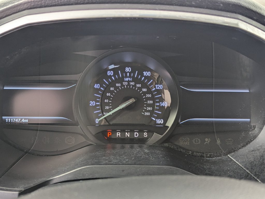 Used 2018 Ford Edge Titanium FWD image 19