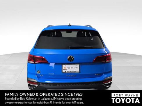 Used 2024 Volkswagen Taos SE AWD/4WD image 8