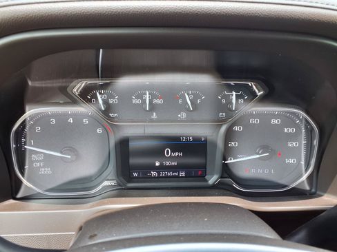 Used 2021 GMC Sierra 1500 SLT w/ SLT Convenience Package AWD/4WD image 30