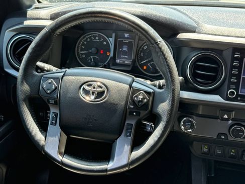 Used 2023 Toyota Tacoma TRD Sport w/ Technology Package RWD image 10