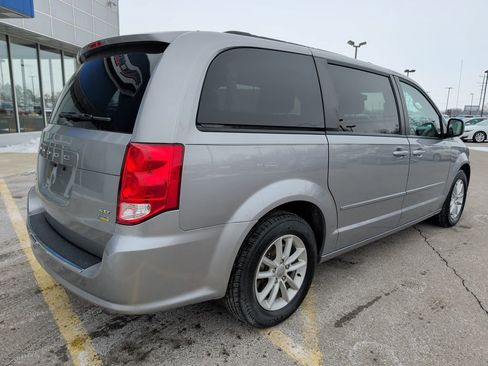 Used 2015 Dodge Grand Caravan SXT w/ UConnect Hands-Free Group image 7