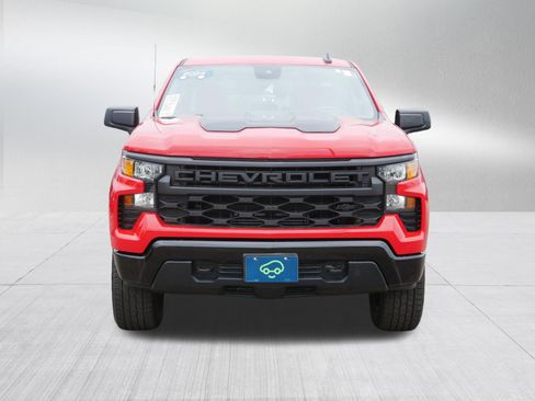 Certified 2024 Chevrolet Silverado 1500 Custom Trail Boss w/ Turbomax Blackout Package AWD/4WD image 2