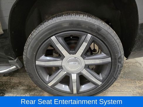 Used 2016 Cadillac Escalade Premium image 12