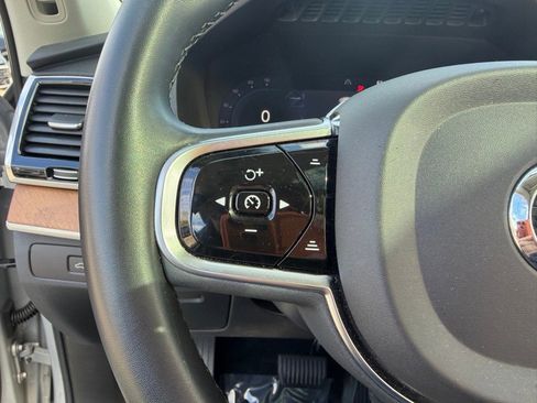 Used 2023 Volvo XC90 B6 Plus w/ Protection Package Premier image 19