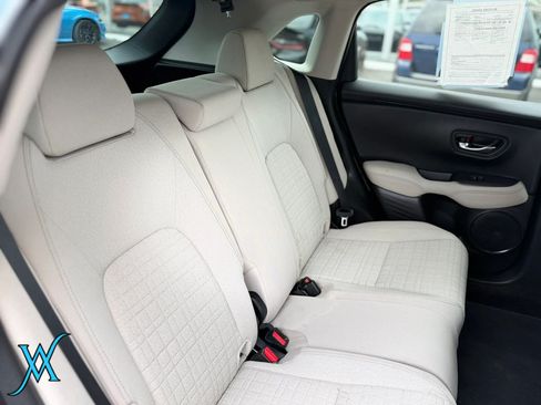 Used 2025 Honda HR-V LX image 20