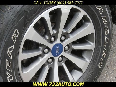 Used 2015 Ford Expedition EL XLT image 25