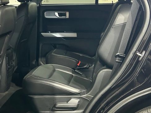 Used 2023 Ford Explorer XLT w/ Equipment Group 202A AWD/4WD image 52