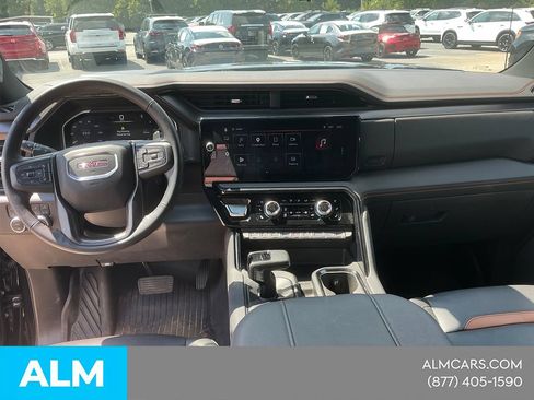 Used 2025 GMC Sierra 1500 AT4 w/ AT4 Premium Package AWD/4WD image 15