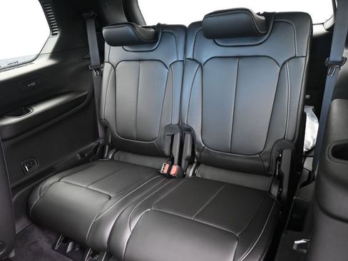 New 2025 Jeep Grand Cherokee L Limited image 27