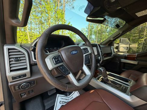 Used 2018 Ford F150 King Ranch w/ Equipment Group 601A Luxury AWD/4WD image 14