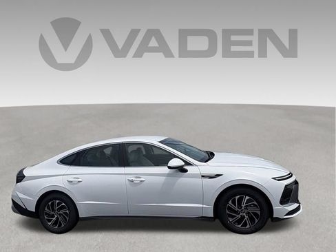 New 2026 Hyundai Sonata Blue FWD image 7