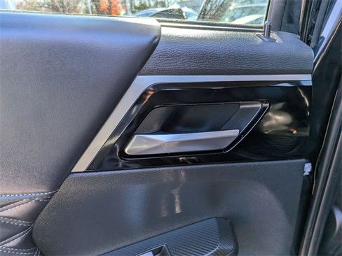 Used 2023 Mitsubishi Outlander SEL image 26