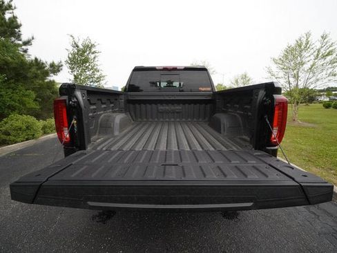 New 2026 GMC Sierra 1500 AT4 w/ AT4 Premium Package AWD/4WD image 13