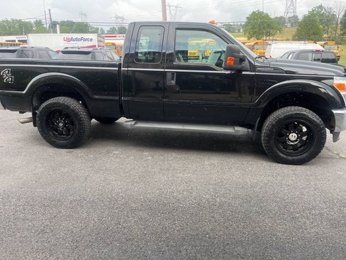 Used 2012 Ford F250 XL w/ PWR Equipment Group AWD/4WD image 5