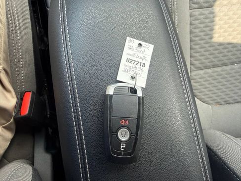 Used 2022 Ford Escape SE AWD/4WD image 13