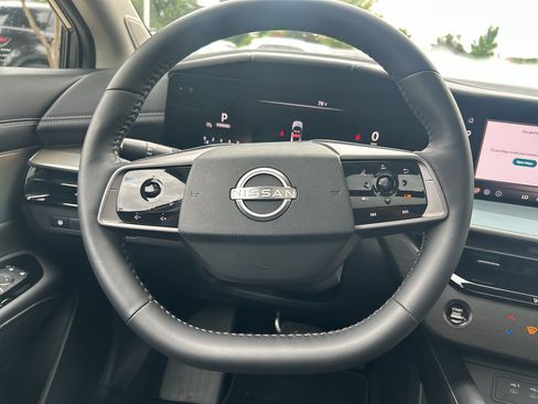 Used 2025 Nissan Murano SL AWD/4WD image 17
