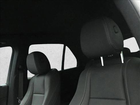 Certified 2026 Mercedes-Benz GLE 450 4MATIC image 9