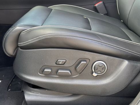 Used 2023 Genesis Electrified GV70 Prestige w/ Prestige Package image 26