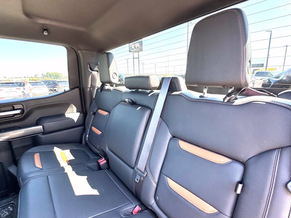 Used 2021 GMC Sierra 1500 AT4 AWD/4WD image 16